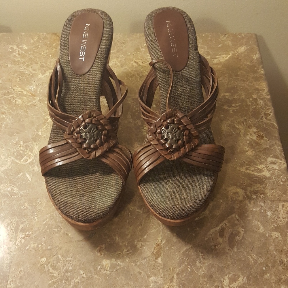 Nine West brown sandal